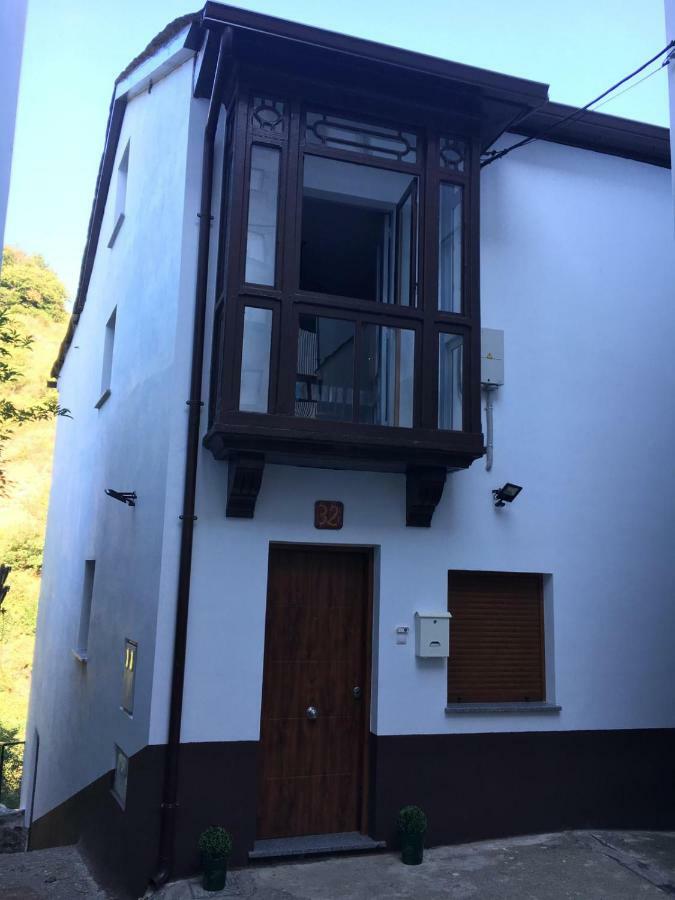 Apartament Narcea Turismo Real Cangas De Narcea Zewnętrze zdjęcie